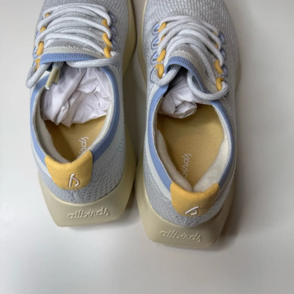 Allbirds Women's Tree Dasher 2 Breezy Blue with a Hush Beige 10.5